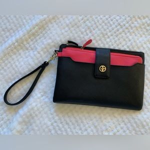Giani Bernini Pink Black 2 Wristlets in 1 Clutch Purse with credit card holders
